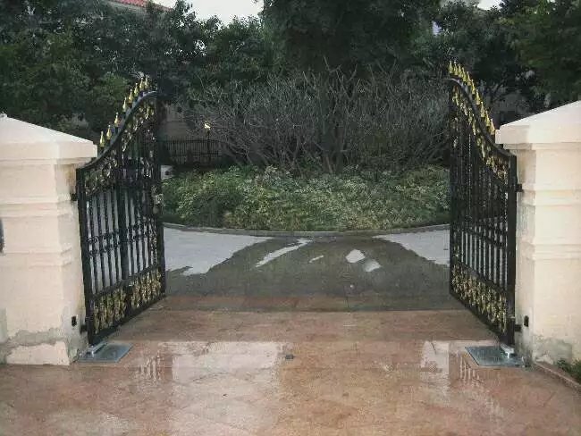 鞍山铁东区鞍山铁东区湖北武汉市别墅工艺门